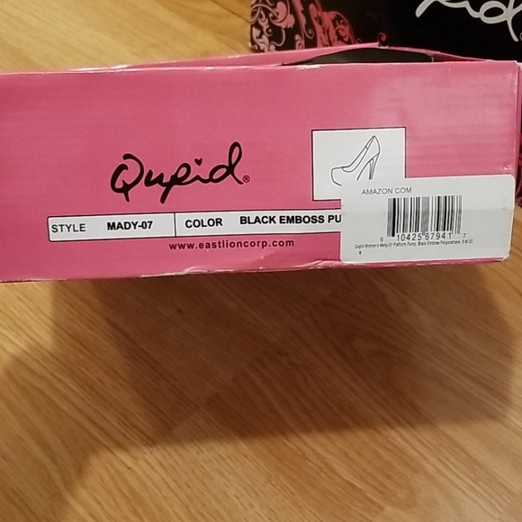 💎2 for $25💎 Black Embossed Stiletto Pump - Picture 9 of 11